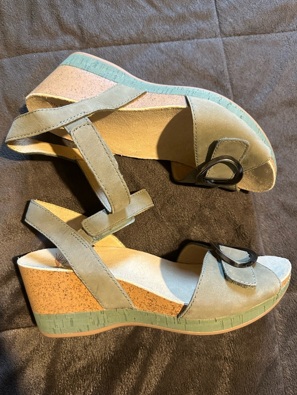 Dansko Stella Nubuck Suede Buckle Hardware Wedge Sandals New - Picture 8 of 16